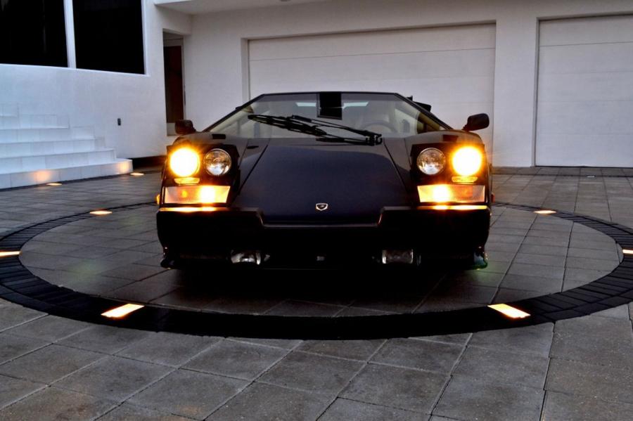  Lamborghini Countach 5000 QV 1987 года  (фото 21 из 63)